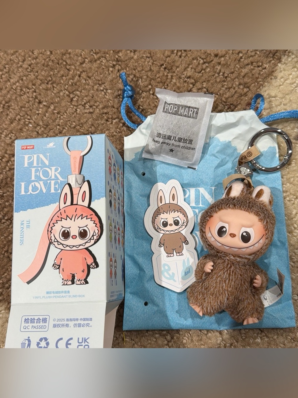 POP MART - Pin for Love - Labubu - Confirmed “&”
